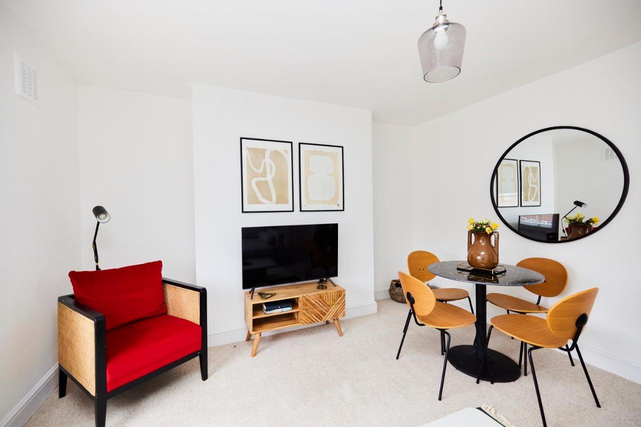 The Clapham Getaway - Charming 1Bdr Flat Apartment Лондон Екстериор снимка